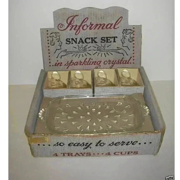 Vintage Hazel Atlas - 1950’s Snack Plates - All 4 are in Mint Condition - Picture 4 of 4